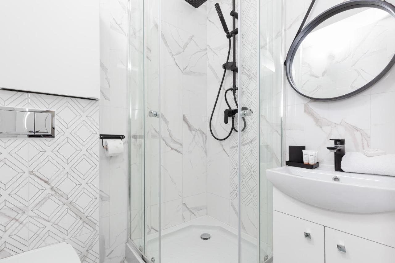 ורשה Micro Apartment Miaczynska By Noclegi Renters מראה חיצוני תמונה